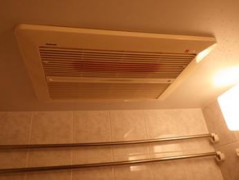 浴室暖房乾燥機 BDV-4104AUKNC-J3-BL 施工前