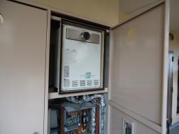 給湯器 RUF-A1610SAT(A) 施工前