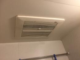 浴室暖房乾燥機 BDV-4104AUKNC-J2-BL 施工前