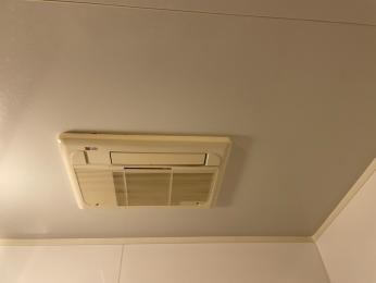 浴室暖房乾燥機 BDV-3306AUKNSC-J3-BL 施工前