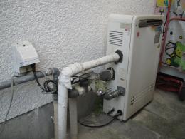 給湯器 GQ-2437RX(台所リモコンセット) 施工前