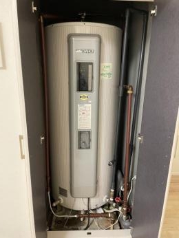 電気温水器 SRG-375G 施工前