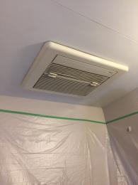 浴室暖房乾燥機 BDV-4104AUKNC-BL 施工前