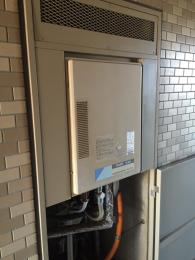 給湯器 RUF-A1610SAB(A) 施工前