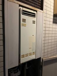 給湯器 RUX-SA1616W(A)-E 施工前