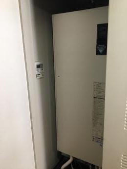 電気温水器 SRG-306E 施工前