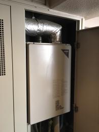給湯器 RUH-V1613FF(A) 施工前