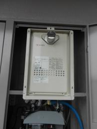 給湯器 GQ-1627AWX-T BL 施工後