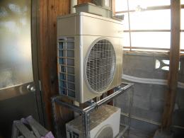 施工中 RHBH-RJ245AW2-1(E)(シングルハイブリッド・160Lタイプ・一般地)