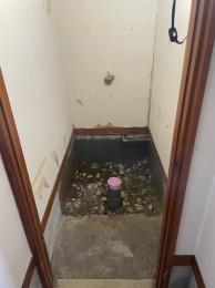 施工中 アメージュZ便器(フチレス)