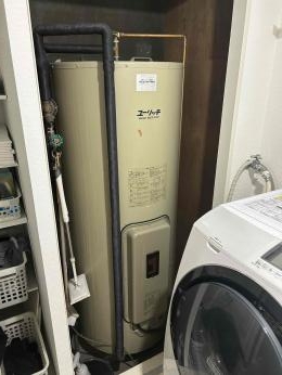 電気温水器 SRG-375G 施工前