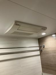 浴室暖房乾燥機 BDV-M4106AUKNT-J3-BL 施工前