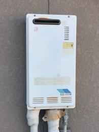 給湯器 GQ-1639WS 施工前