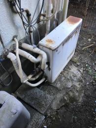 給湯器 RUX-V1615SFFBA-E 施工前