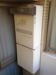 給湯器 GTH-C2448AW6H-L BL 施工前