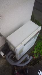 給湯器 RFS-E2004SA 施工前