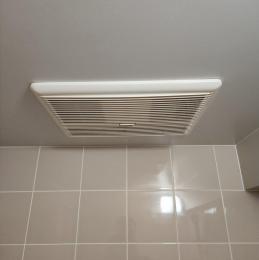 浴室暖房乾燥機 BS-133HEA-1 施工前