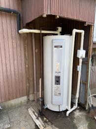 電気温水器 SRG-375G 施工後