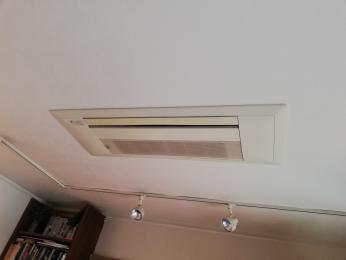 ハウジング・マルチエアコン C28RCV 施工前