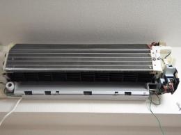 エアコン S22RTES-W 施工前