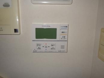 施工中 CHP-ED302AY2