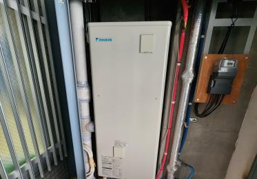 エコキュート EQN37YFV 施工後