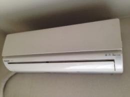 エアコン CS-223CF-W 施工前