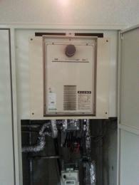 給湯器 RUJ-V2011T(A) 施工前