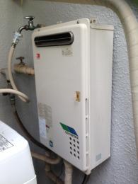 給湯器 GS-1600W-1 施工前