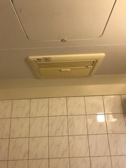 浴室暖房乾燥機 RBH-C418K1P 施工前