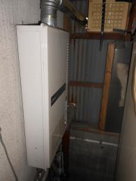 給湯器 RUX-V1015SWFA 施工前