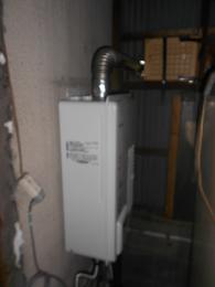 給湯器 RUX-V1015SWFA 施工後