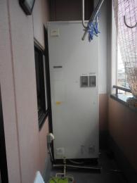 電気温水器 SRT-J37FH4 施工前