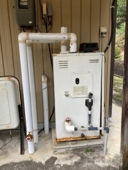 石油給湯器・灯油ボイラー KIBF-3865SAG 施工前