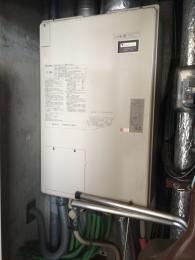 給湯器 GTH-2444SAWX3H-SFF-1 BL 施工前