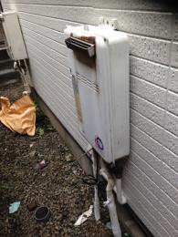 給湯器 GS-1600W-1(BL) 施工前