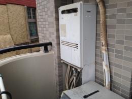 給湯器 GH-2401ZWH6 施工前