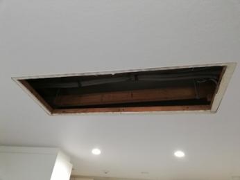 施工前 92年製 ダイキンエアコン