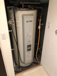 電気温水器 SRG-375EM 施工前