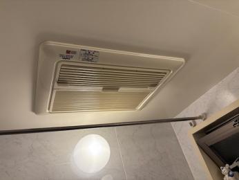 浴室暖房乾燥機 BDV-4106AUNC-BL 施工前