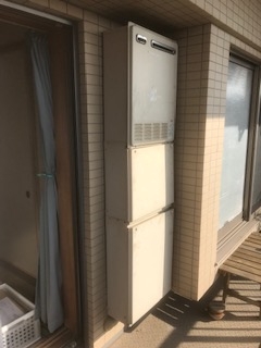 給湯器 RUF-A2405SAW(A) 施工前