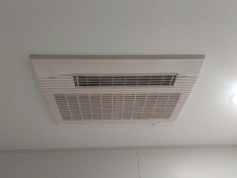 浴室暖房乾燥機 BS-133HM-1 施工前
