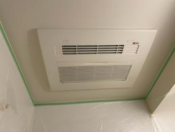 浴室暖房乾燥機 RBH-C418K3P 施工前
