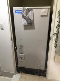 電気温水器 SRT-J46WDM5 施工前