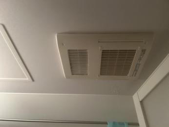 浴室暖房乾燥機 BS-161H-CX-2 施工前