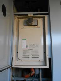 給湯器 RUJ-V1611T(A) 施工前