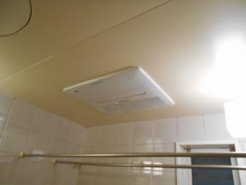 浴室暖房乾燥機 BDV-4104AUNC-BL 施工後