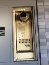 給湯器 RUF-VS2005SAT 施工前